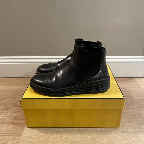 Fendi Men Chelsea boots main image 6
